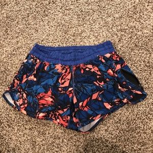Lululemon tracker shorts